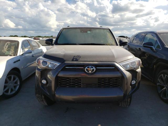 Photo 9 from auction – 2022 TOYOTA 4RUNNER SR with VIN JTEEU5JR8N5268000