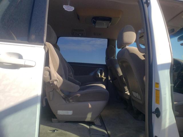Photo 6 from auction – 2005 TOYOTA SIENNA CE with VIN 5TDZA23C95S233773