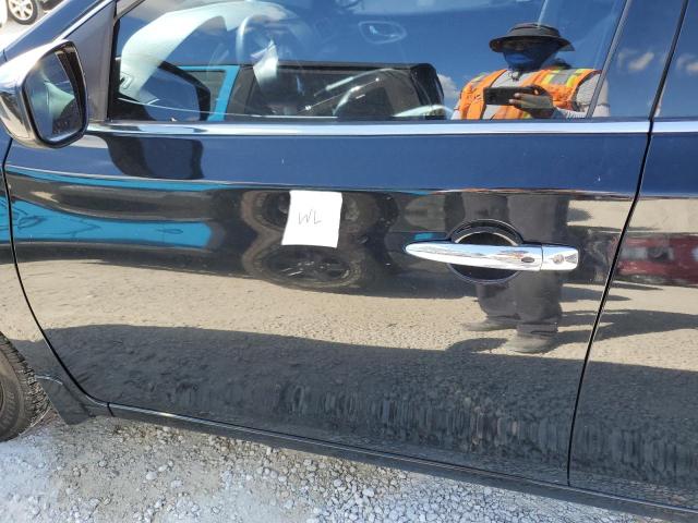 Photo 9 from auction – 2016 NISSAN SENTRA S with VIN 3N1AB7AP7GY298424