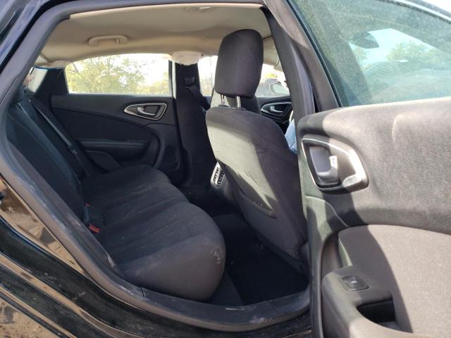 Photo 6 from auction – 2015 CHRYSLER 200 LIMITE with VIN 1C3CCCABXFN693858