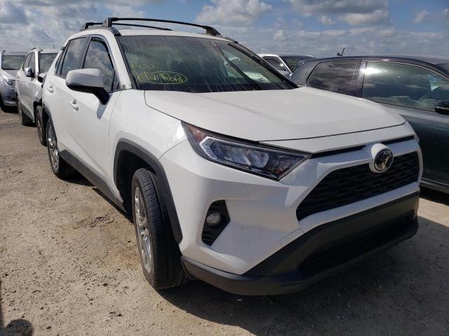 Photo 1 from auction – 2019 TOYOTA RAV4 XLE P with VIN JTMA1RFV2KD021940