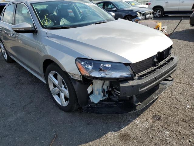 Photo 9 from auction – 2012 VOLKSWAGEN PASSAT SE with VIN 1VWBP7A33CC085776
