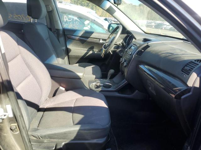 Photo 5 from auction – 2011 KIA SORENTO BA with VIN 5XYKT3A16BG098571
