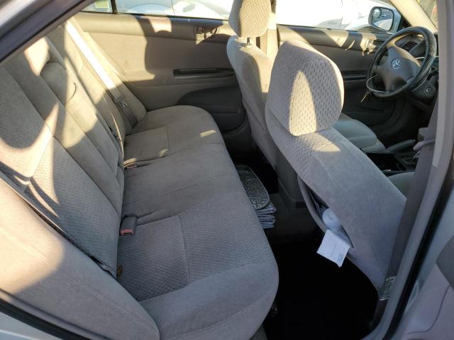 Photo 6 from auction – 2003 TOYOTA CAMRY LE with VIN 4T1BE32K83U200806