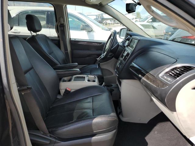 Photo 5 from auction – 2014 CHRYSLER TOWN & COU with VIN 2C4RC1BG1ER394183