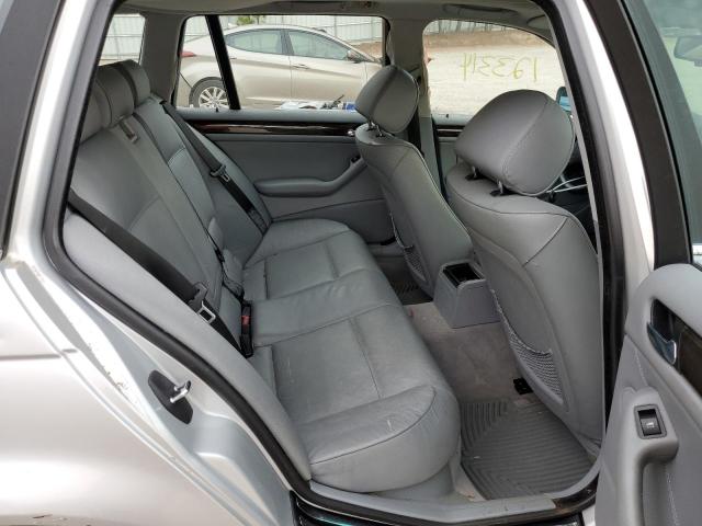Photo 6 from auction – 2003 BMW 325 XIT with VIN WBAEP33493PF03040