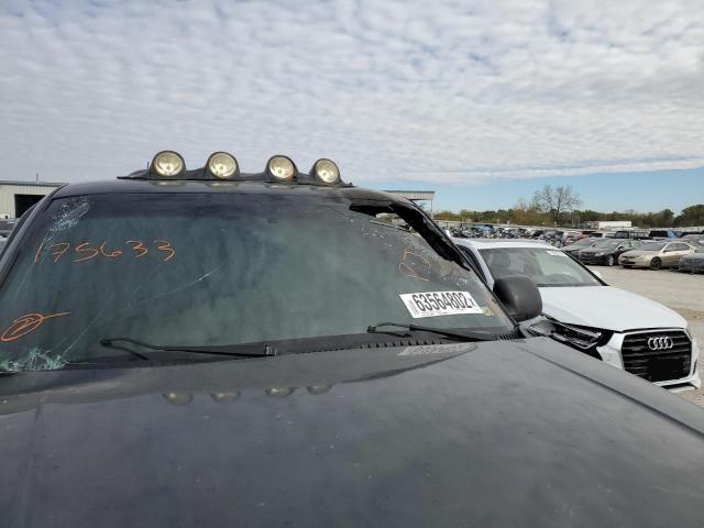 Photo 9 from auction – 2003 CHEVROLET SILVERADO with VIN 1GCEK19V63Z175633