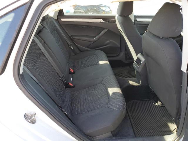 Photo 6 from auction – 2016 VOLKSWAGEN PASSAT S with VIN 1VWAT7A33GC003333