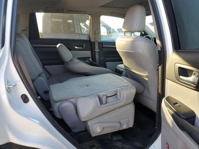 Photo 6 from auction – 2015 TOYOTA HIGHLANDER with VIN 5TDDKRFH0FS201416