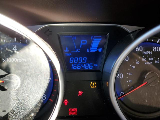 Photo 8 from auction – 2011 HYUNDAI TUCSON GLS with VIN KM8JU3AC4BU205671