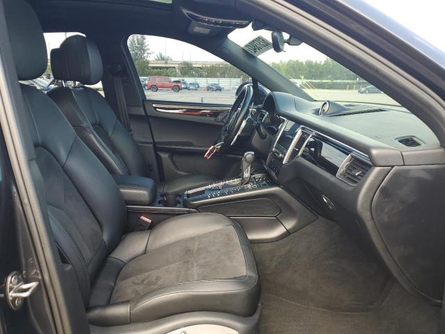 Photo 5 from auction – 2017 PORSCHE MACAN S with VIN WP1AB2A50HLB10589
