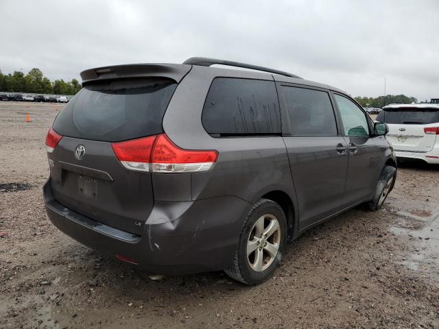 Photo 4 from auction – 2013 TOYOTA SIENNA LE with VIN 5TDKK3DC7DS367019