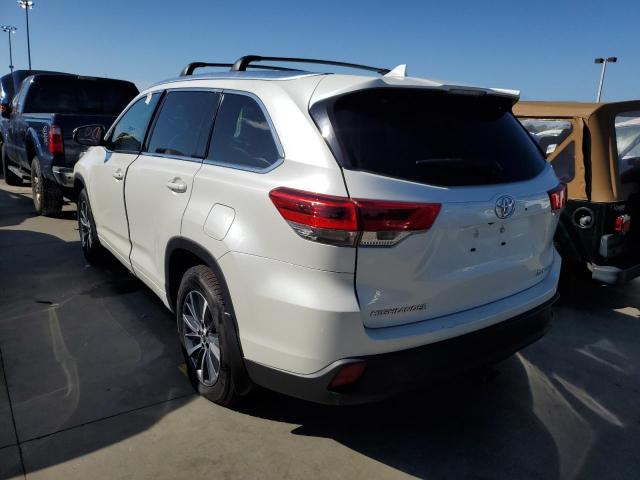 Foto 3 de la subasta – 2017 TOYOTA HIGHLANDER con VIN 5TDJZRFH8HS519804