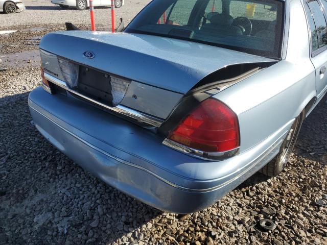 Photo 9 from auction – 2002 FORD CROWN VICT with VIN 2FAFP74W42X121637