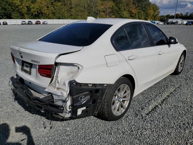 Photo 4 from auction – 2017 BMW 320 XI with VIN WBA8E5G54HNU41385