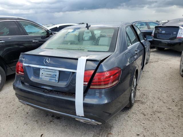Photo 4 from auction – 2014 MERCEDES-BENZ E 250 BLUE with VIN WDDHF9HB5EB032956