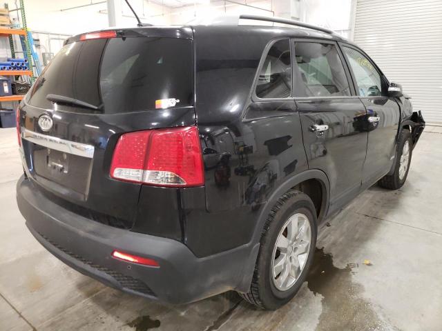 Photo 4 from auction – 2013 KIA SORENTO LX with VIN 5XYKTDA61DG398944