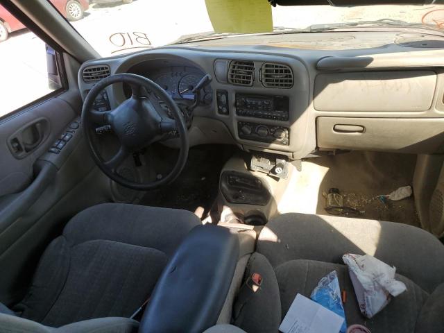 Photo 9 from auction – 2000 CHEVROLET BLAZER with VIN 1GNCS13W3Y2148566
