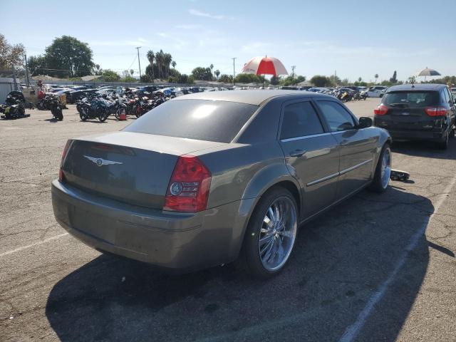 Photo 4 from auction – 2009 CHRYSLER 300 LX with VIN 2C3KA43D39H543898