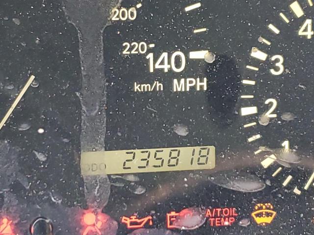 Photo 8 from auction – 2002 LEXUS RX 300 with VIN JTJGF10U920129179