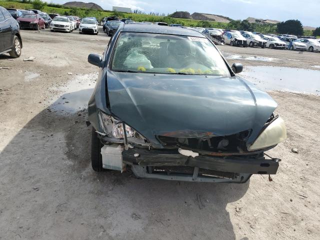 Photo 9 from auction – 2002 TOYOTA UK with VIN 4T1BE32K62U506935