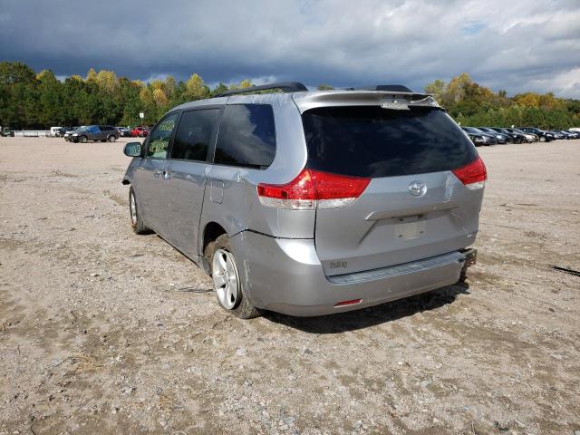 Photo 3 from auction – 2011 TOYOTA SIENNA LE with VIN 5TDKK3DC3BS164870