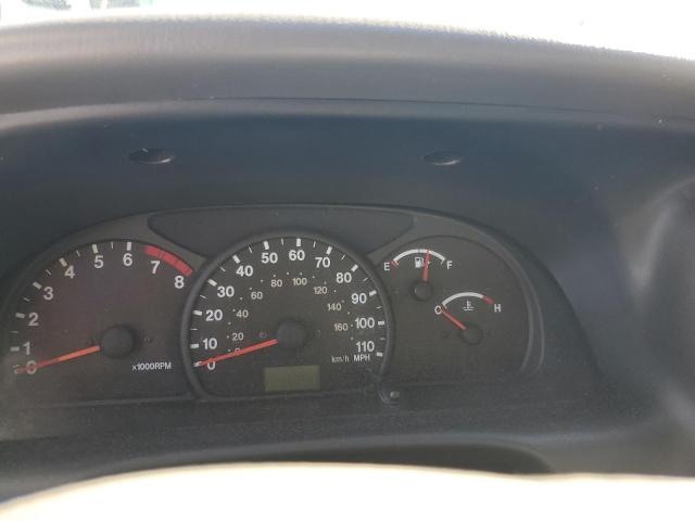 Photo 8 from auction – 2002 CHEVROLET TRACKER with VIN 2CNBE18C526955767