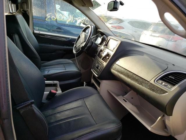 Photo 5 from auction – 2015 CHRYSLER TOWN & COU with VIN 2C4RC1BG3FR601237