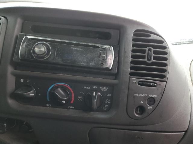 Photo 9 from auction – 2003 FORD F150 with VIN 1FTRX18L93NA19855