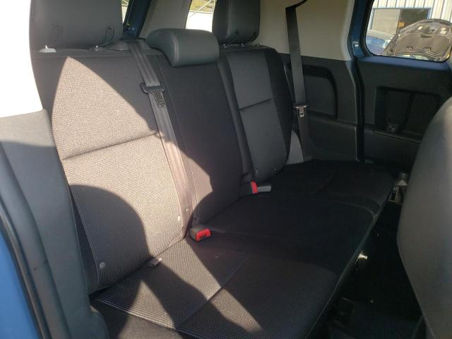Photo 6 from auction – 2011 TOYOTA FJ CRUISER with VIN JTEBU4BF4BK100157