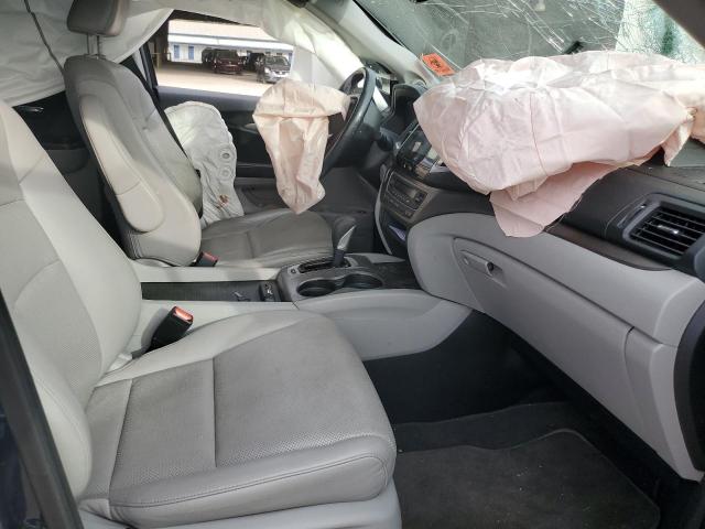 Photo 5 from auction – 2017 HONDA RIDGELINE with VIN 5FPYK2F63HB008781