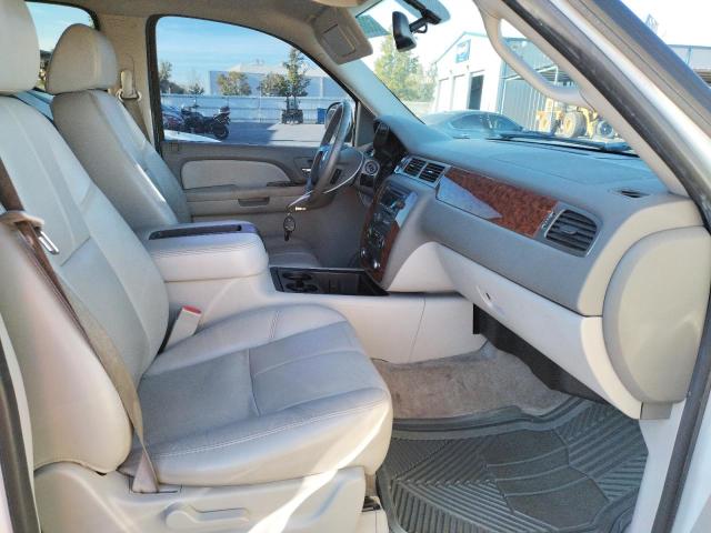 Photo 5 from auction – 2007 CHEVROLET SUBURBAN C with VIN 1GNFC16J37J204505