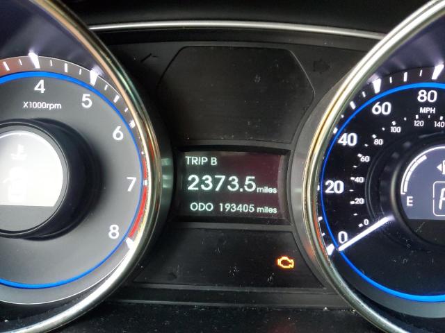 Photo 8 from auction – 2011 HYUNDAI SONATA SE with VIN 5NPEC4ABXBH229392