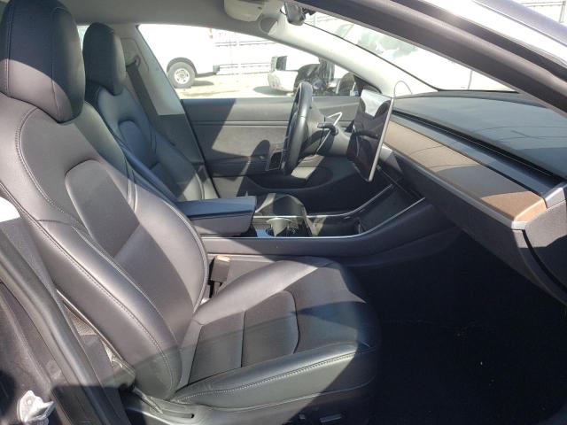 Photo 5 from auction – 2018 TESLA MODEL 3 with VIN 5YJ3E1EBXJF116808