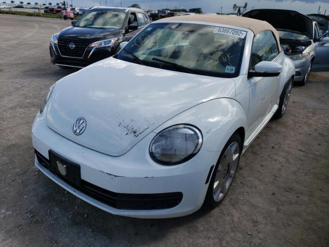 Photo 2 from auction – 2014 VOLKSWAGEN BEETLE with VIN 3VW517AT2EM819890