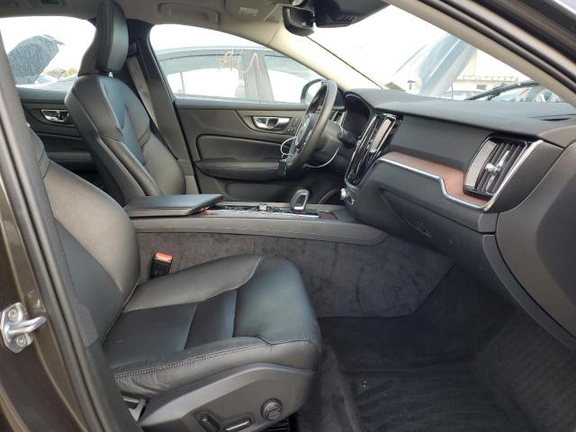 Photo 5 from auction – 2022 VOLVO S60 B5 MOM with VIN 7JRL12FZ0NG155658