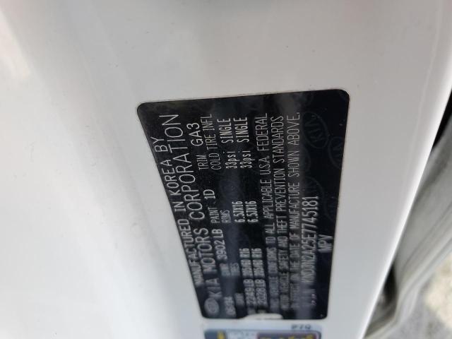 Photo 10 from auction – 2014 KIA SOUL with VIN KNDJN2A25E7745181