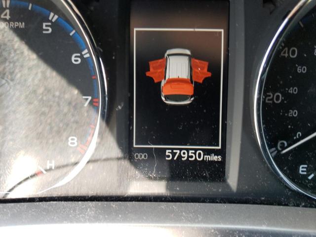 Photo 8 from auction – 2018 TOYOTA RAV4 LIMIT with VIN JTMDFREV3JD239576