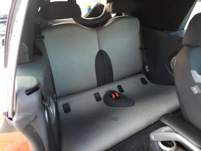 Photo 6 from auction – 2006 MINI COOPER with VIN WMWRF335X6TF65068