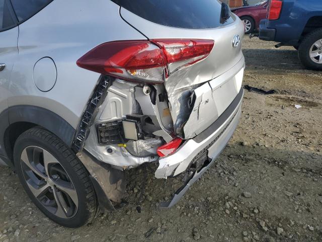 Photo 9 from auction – 2017 HYUNDAI TUCSON LIM with VIN KM8J3CA28HU297712