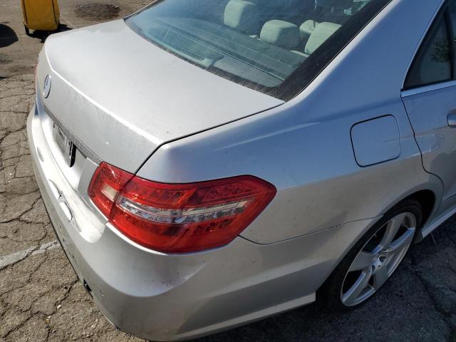 Photo 9 from auction – 2011 MERCEDES-BENZ E 350 with VIN WDDHF5GB3BA465588