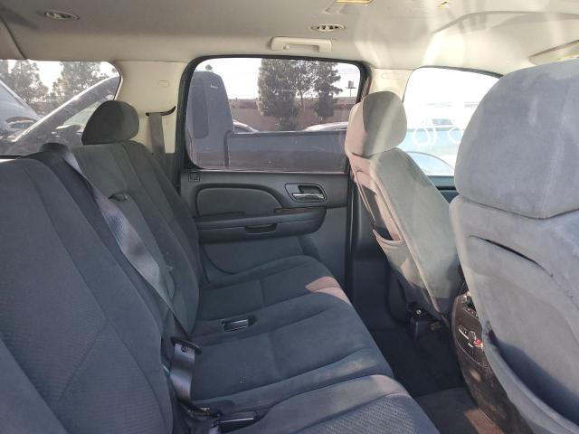 Photo 6 from auction – 2007 CHEVROLET SUBURBAN C with VIN 3GNFC160X7G196363