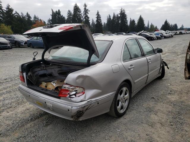Photo 4 from auction – 2002 MERCEDES-BENZ E 320 4MAT with VIN WDBJF82J72X072135