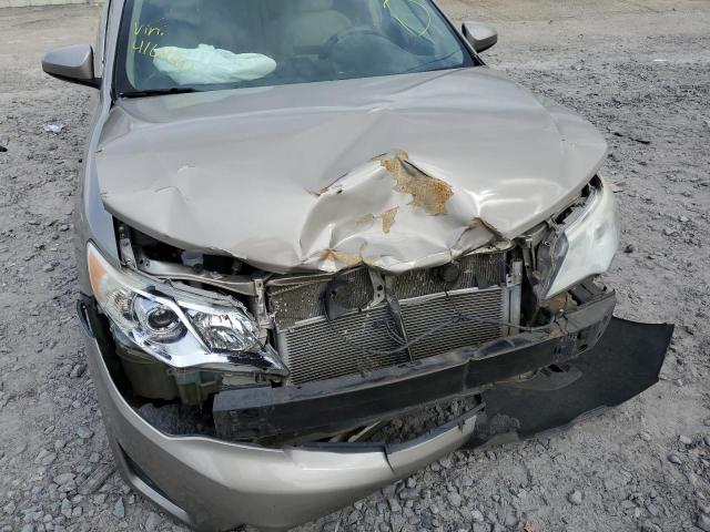 Photo 9 from auction – 2014 TOYOTA CAMRY L with VIN 4T4BF1FK8ER416420