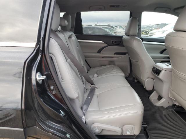 Photo 6 from auction – 2017 TOYOTA HIGHLANDER with VIN 5TDBZRFH0HS470473