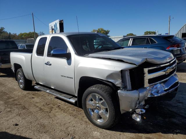 CHEVROLET SILVERADO 2010 with VIN 1GCSCSE01AZ203397 - Photo from auction
