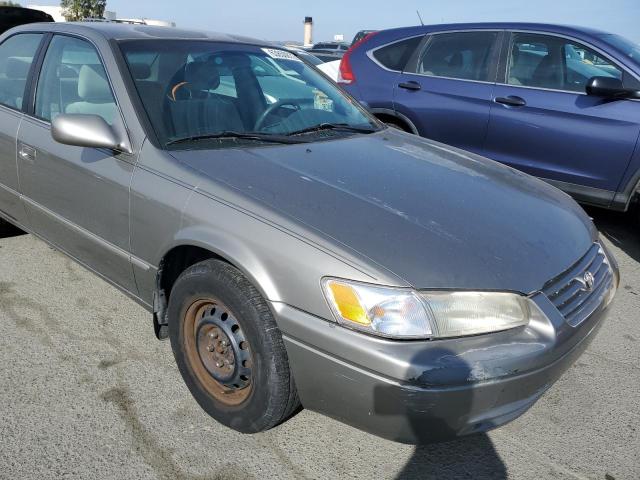 Photo 9 from auction – 1998 TOYOTA CAMRY with VIN 4T1BG22K3WU323633