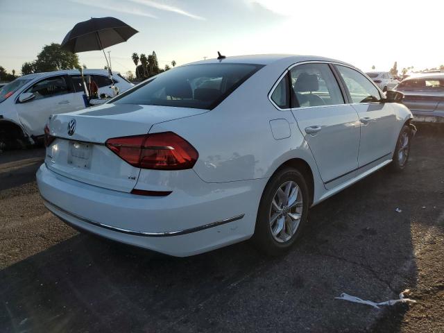 Photo 4 from auction – 2016 VOLKSWAGEN PASSAT S with VIN 1VWAS7A32GC050632