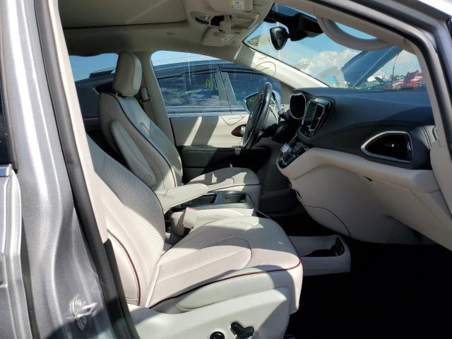 Photo 5 from auction – 2017 CHRYSLER PACIFICA L with VIN 2C4RC1GG0HR622185