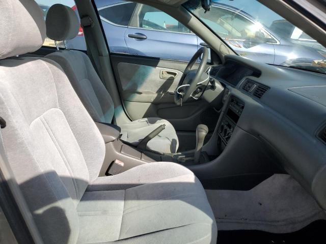 Photo 5 from auction – 1998 TOYOTA CAMRY with VIN 4T1BG22K3WU323633